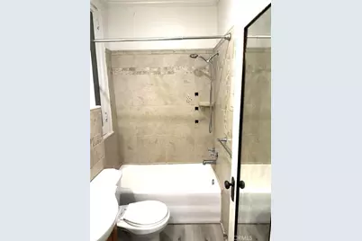 2121 James M Wood #312, Los Angeles, CA 90006 - Photo 15