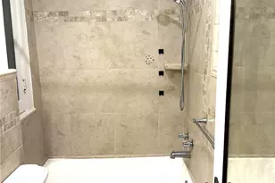 2121 James M Wood, Los Angeles, CA 90006 - Photo 15