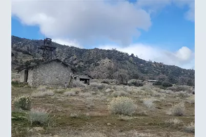 300 E Z12 Street, Llano, CA 93544 - Photo 23