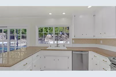 12452 Bradford, Granada Hills, CA 91344 - Photo 19