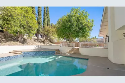 12452 Bradford, Granada Hills, CA 91344 - Photo 59