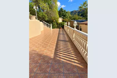 3100 Charing Cross Rd, Glendale, CA 91206 - Photo 41