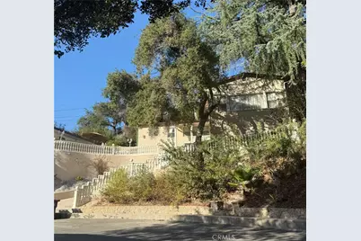 3100 Charing Cross Rd, Glendale, CA 91206 - Photo 1