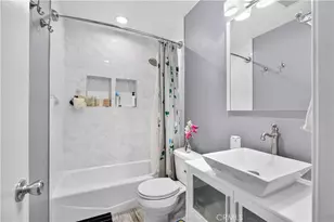 9759 Via Roma, Burbank, CA 91504 - Photo 21