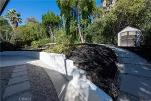21801 Providencia, Woodland Hills, CA 91364 - Photo 25