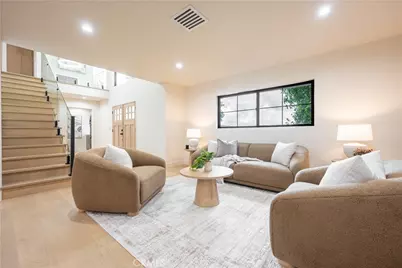 21801 Providencia, Woodland Hills, CA 91364 - Photo 7