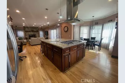 10066 Golden Oaks, Tujunga, CA 91042 - Photo 7