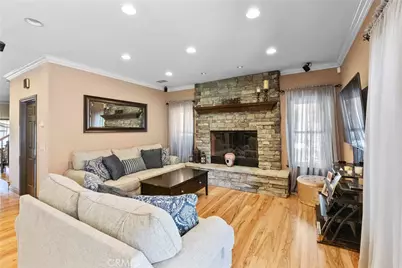 10066 Golden Oaks, Tujunga, CA 91042 - Photo 9
