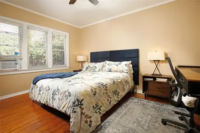 13721 Chandler Boulevard, Sherman Oaks, CA 91401 - Photo 11