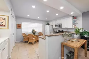 18340 Collins, Tarzana, CA 91356 - Photo 11