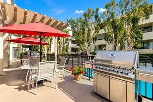 5325 Newcastle Ave, Encino, CA 91316 - Photo 9