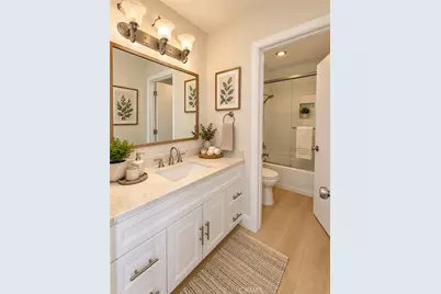 5325 Newcastle Avenue #101, Encino, CA 91316 - Photo 7