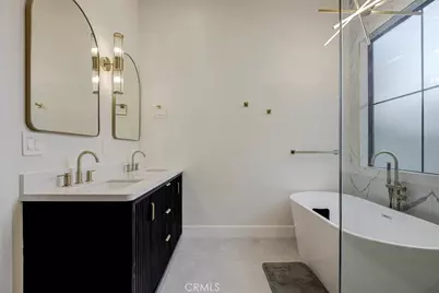7714 Lasaine Avenue, Northridge, CA 91325 - Photo 19