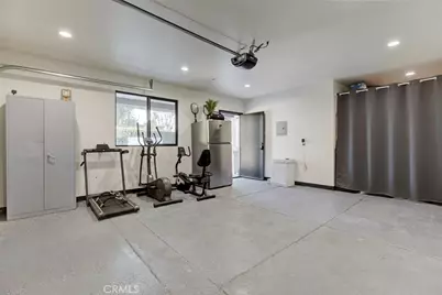 7714 Lasaine Avenue, Northridge, CA 91325 - Photo 25