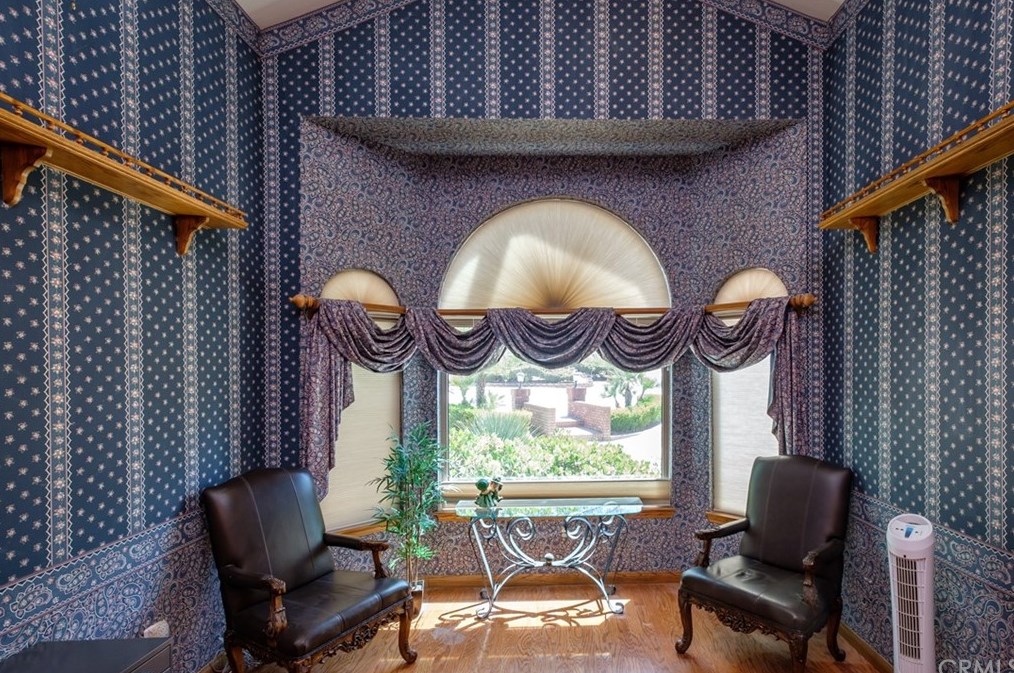 12958 Valley View Ct, Apple Valley CA  92308-6184 exterior