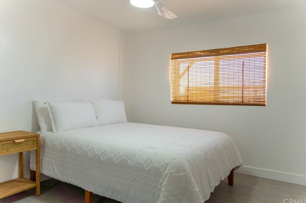 60521 Lorraine Ave, Yucca Valley CA  92285-3275 exterior
