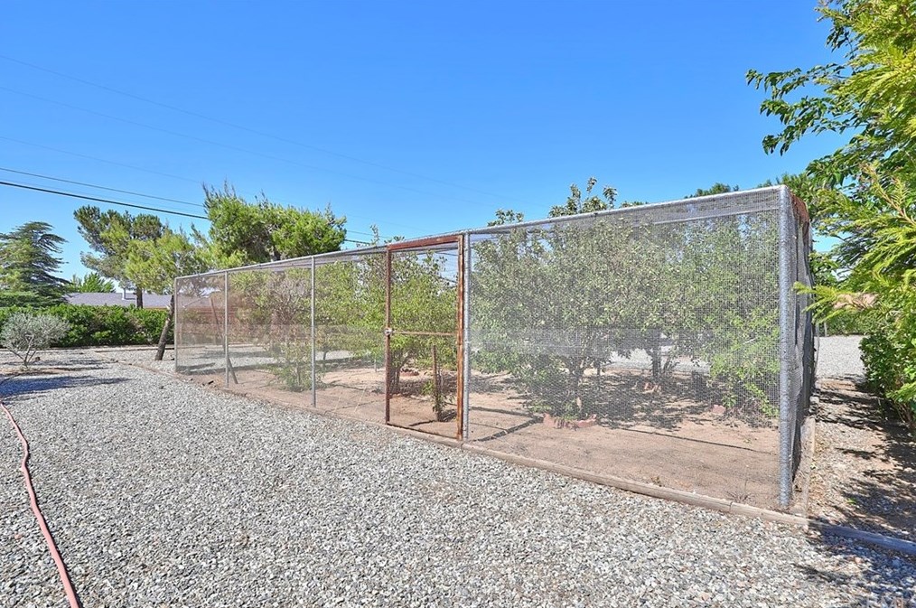 8356 Hickory Ave, Hesperia CA  92345-3818 exterior
