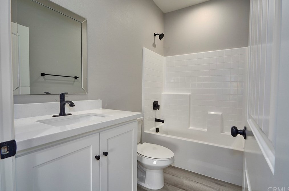 3790 Aragon Rd, Phelan CA  92371 exterior