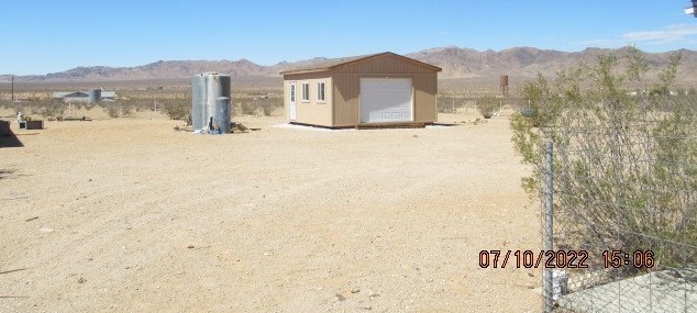 31675 Chrysolite Ave, Lucerne Valley CA  92356-9105 exterior