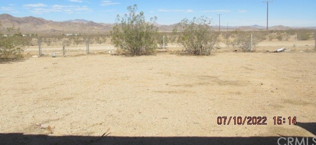 31675 Chrysolite Ave, Lucerne Valley CA  92356-9105 exterior
