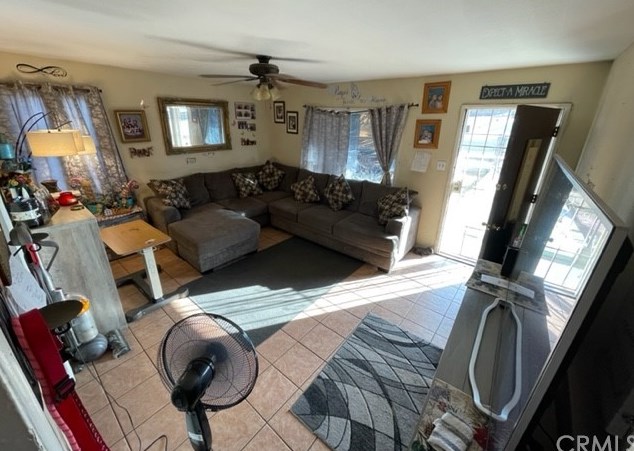 1451 Riverside Dr, Barstow CA  92311-2431 exterior