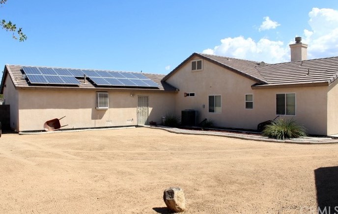 13206 Perignon Pl, Apple Valley CA  92308-5874 exterior