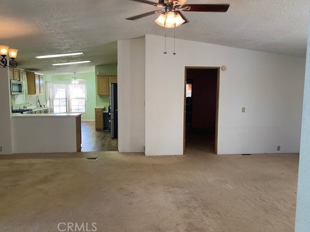 42210 Valley Center Rd, Newberry Springs CA  92365-9663 exterior