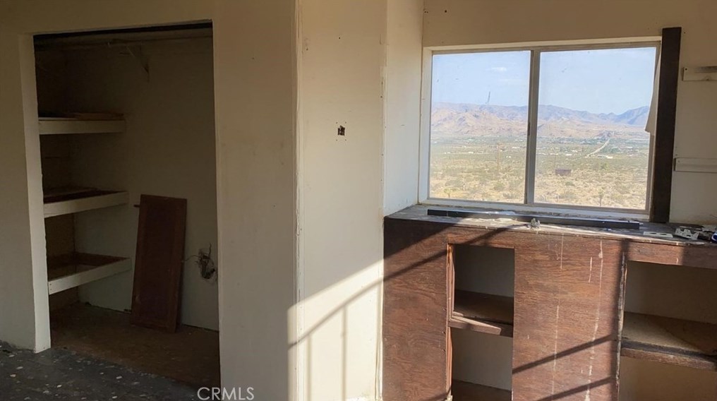 8255 Custer Ave, Lucerne Valley CA  92356-7252 exterior