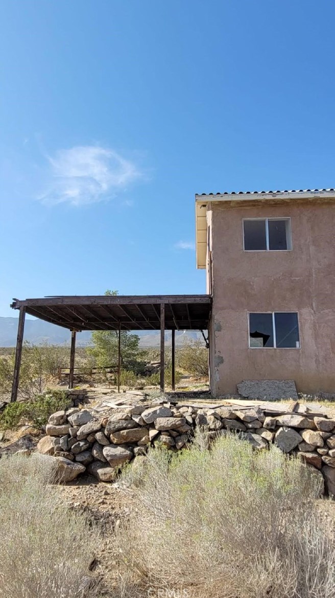 8255 Custer Ave, Lucerne Valley CA  92356-7252 exterior