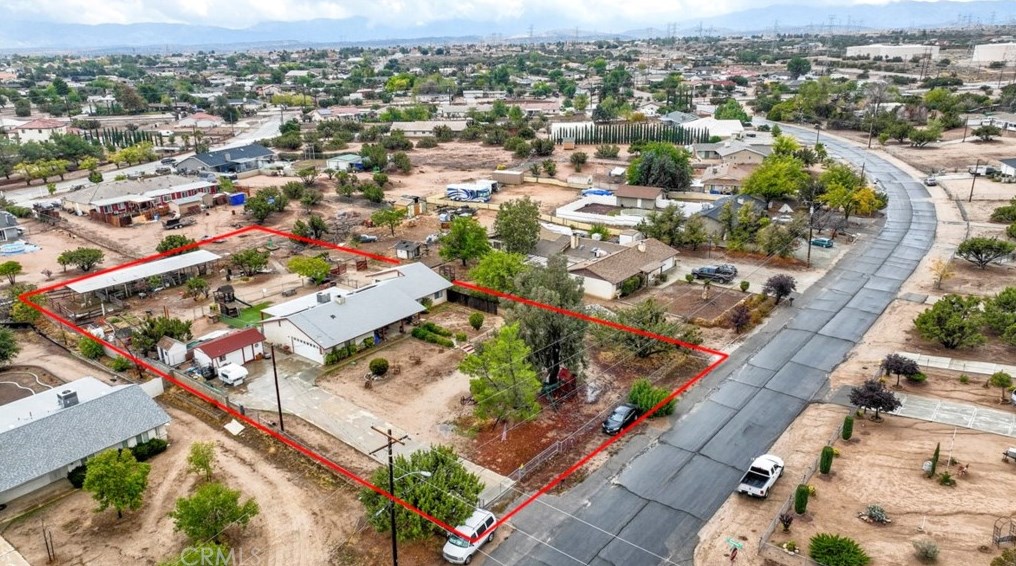 7461 Oakwood Ave, Hesperia CA  92345-4145 exterior