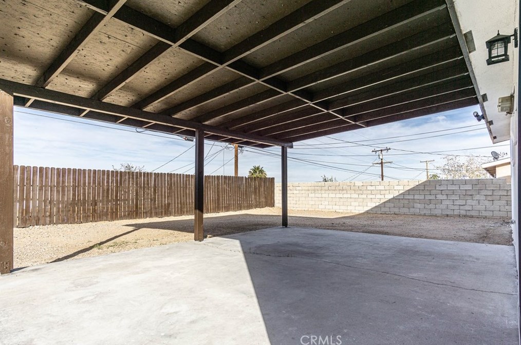1701 Paloma St, Barstow CA  92311-5616 exterior