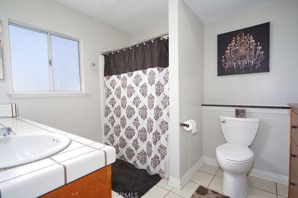 32232 Topaz Rd, Lucerne Valley CA  92356-8563 exterior