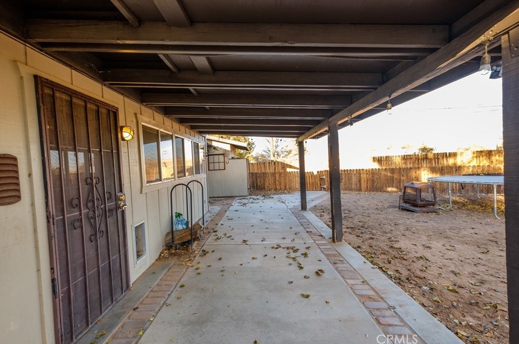 14875 Dakota Rd, Apple Valley CA  92307-3511 exterior