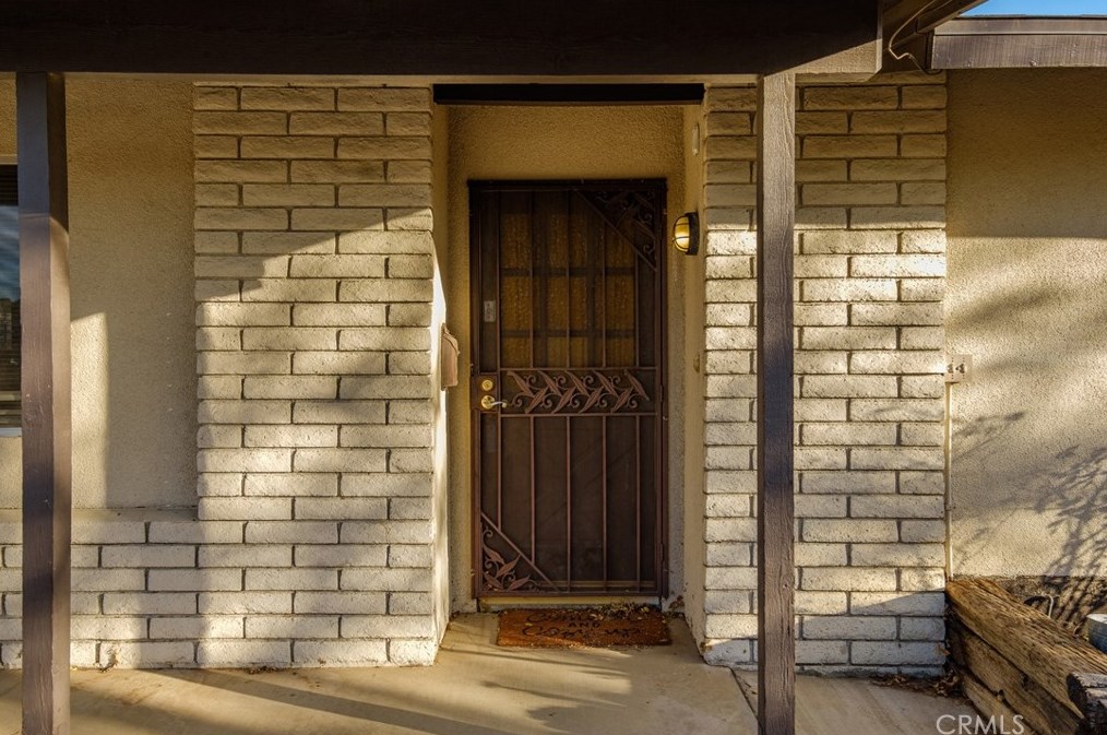 14875 Dakota Rd, Apple Valley CA  92307-3511 exterior