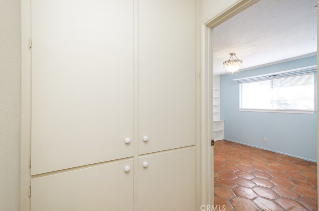 14875 Dakota Rd, Apple Valley CA  92307-3511 exterior