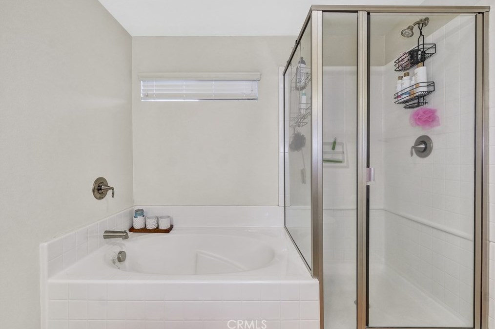 18281 Redding St, Hesperia CA  92345-7163 exterior