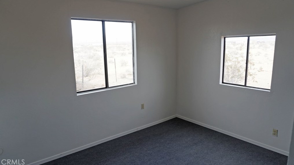 36325 Smoke Bush Rd, Lucerne Valley CA  92356-7511 exterior