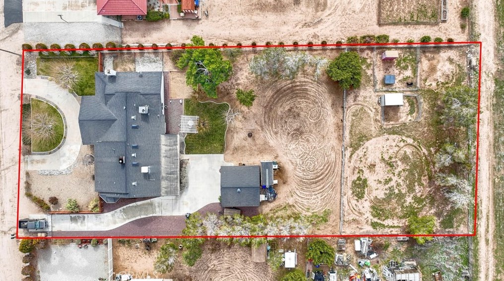 8430 10th Ave, Hesperia CA  92345-3935 exterior