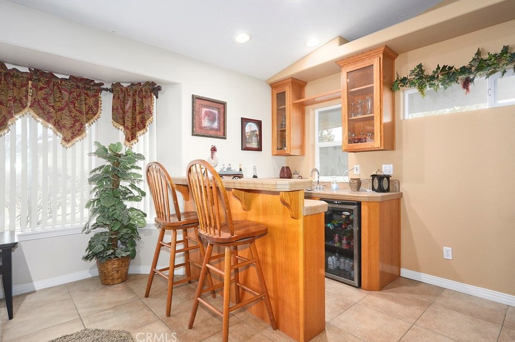 8430 10th Ave, Hesperia CA  92345-3935 exterior