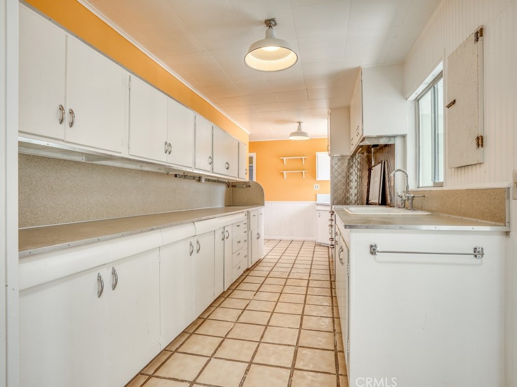 36375 Cochise Trl, Lucerne Valley CA  92356 exterior