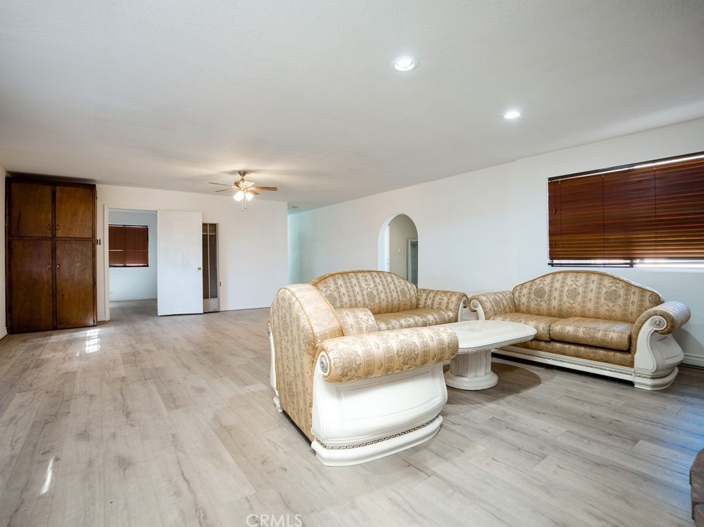 37316 Pearl Ave, Lucerne Valley CA  92356-8013 exterior