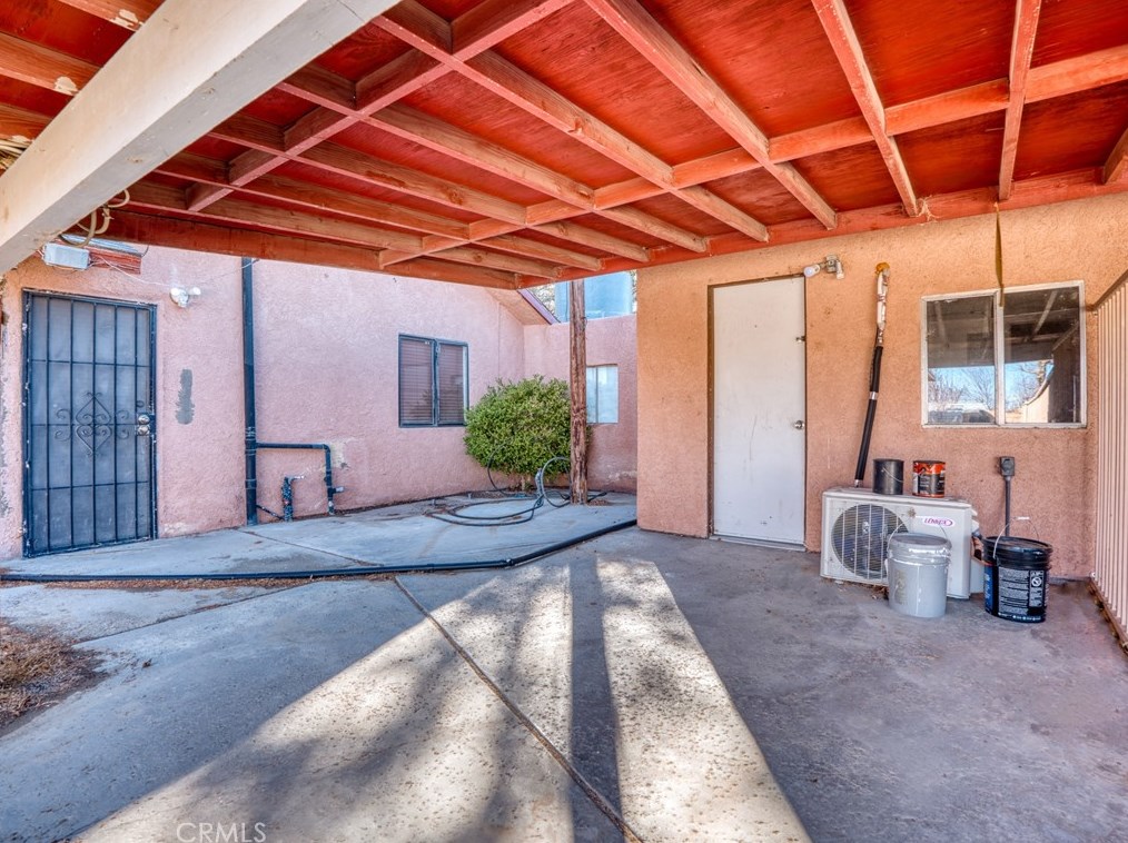 37316 Pearl Ave, Lucerne Valley CA  92356-8013 exterior