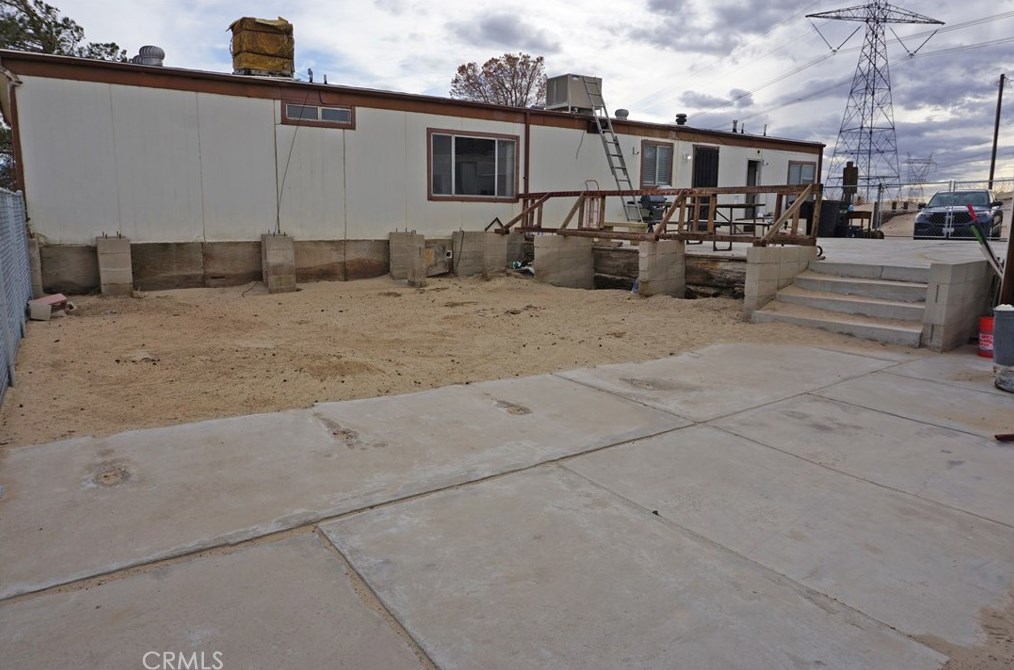 35757 Minneola Rd, Newberry Springs CA  92365-9130 exterior