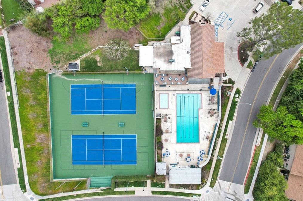 23609 Bower Cascade Pl, Pomona CA 91765-1435 exterior