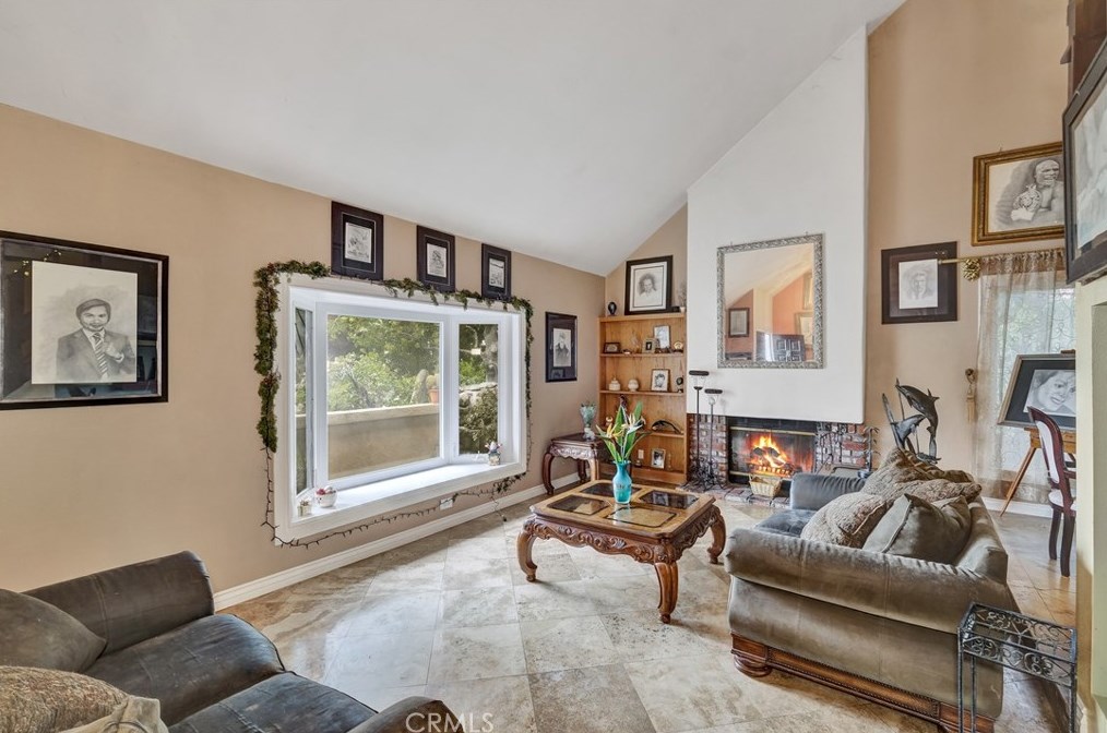 23609 Bower Cascade Pl, Pomona CA 91765-1435 exterior