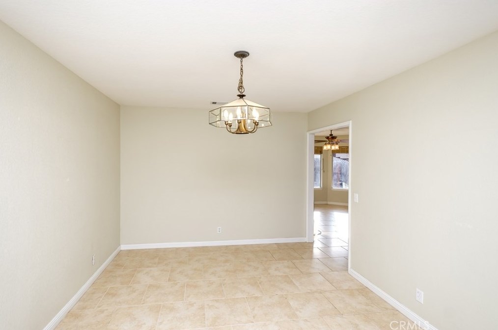 20365 Eyota Rd, Apple Valley CA  92308-6254 exterior