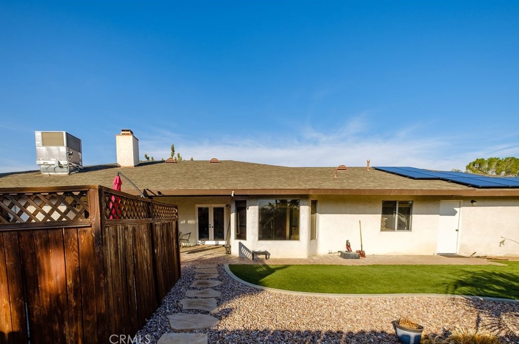 20365 Eyota Rd, Apple Valley CA  92308-6254 exterior