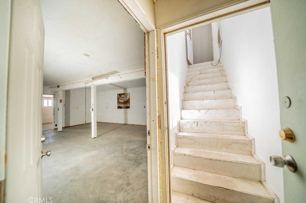 7868 Mesa Rd, Phelan CA  92371-6553 exterior