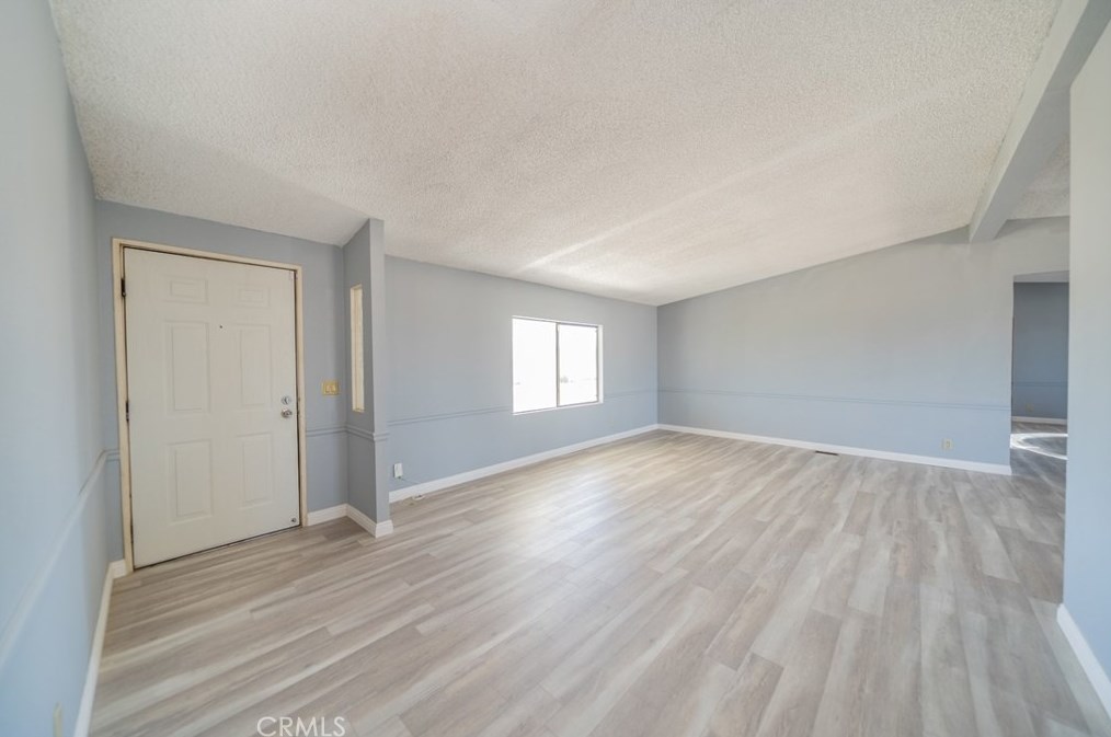 7868 Mesa Rd, Phelan CA  92371-6553 exterior