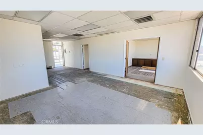17993 US Hwy 18 #107, Apple Valley, CA 92307 - Photo 7
